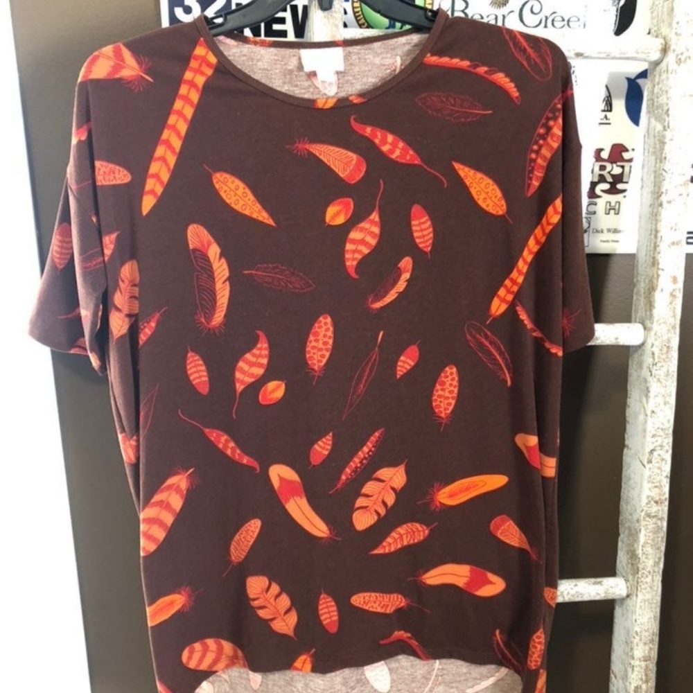 Lularoe Irma Feathers XS